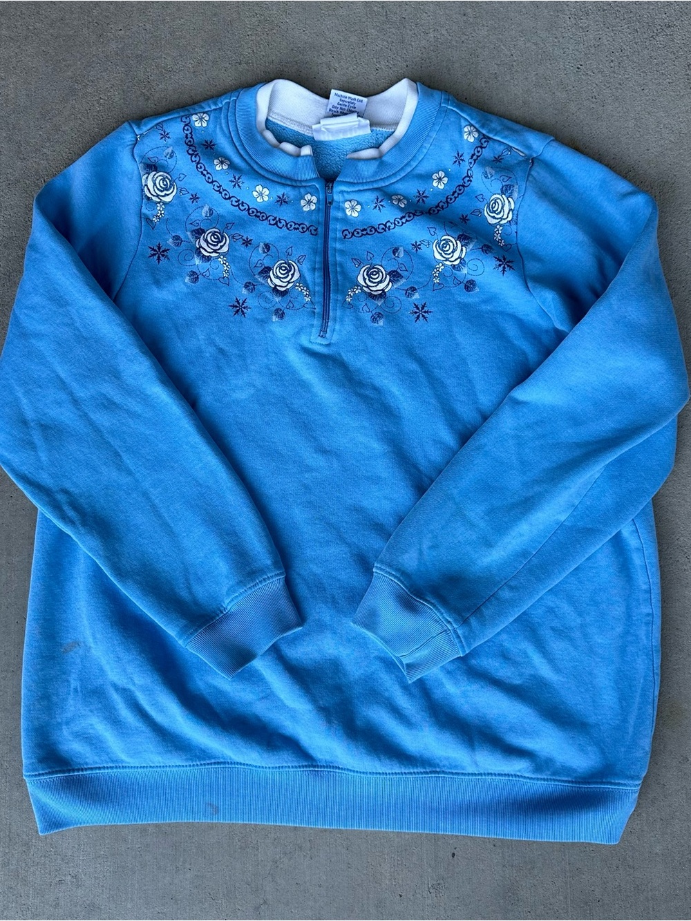 Vintage 1990s Blair Floral Embroidered Sweatshirt Size Medium